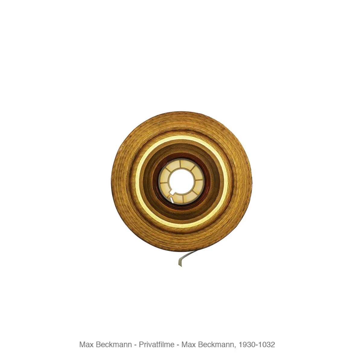 Circular wicker rattan ceiling lamp with concentric rings and a hanging cord, on white background.