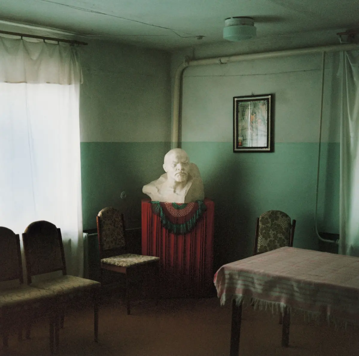 A bust of Lenin in the living room of the old people's home in Lugans'k