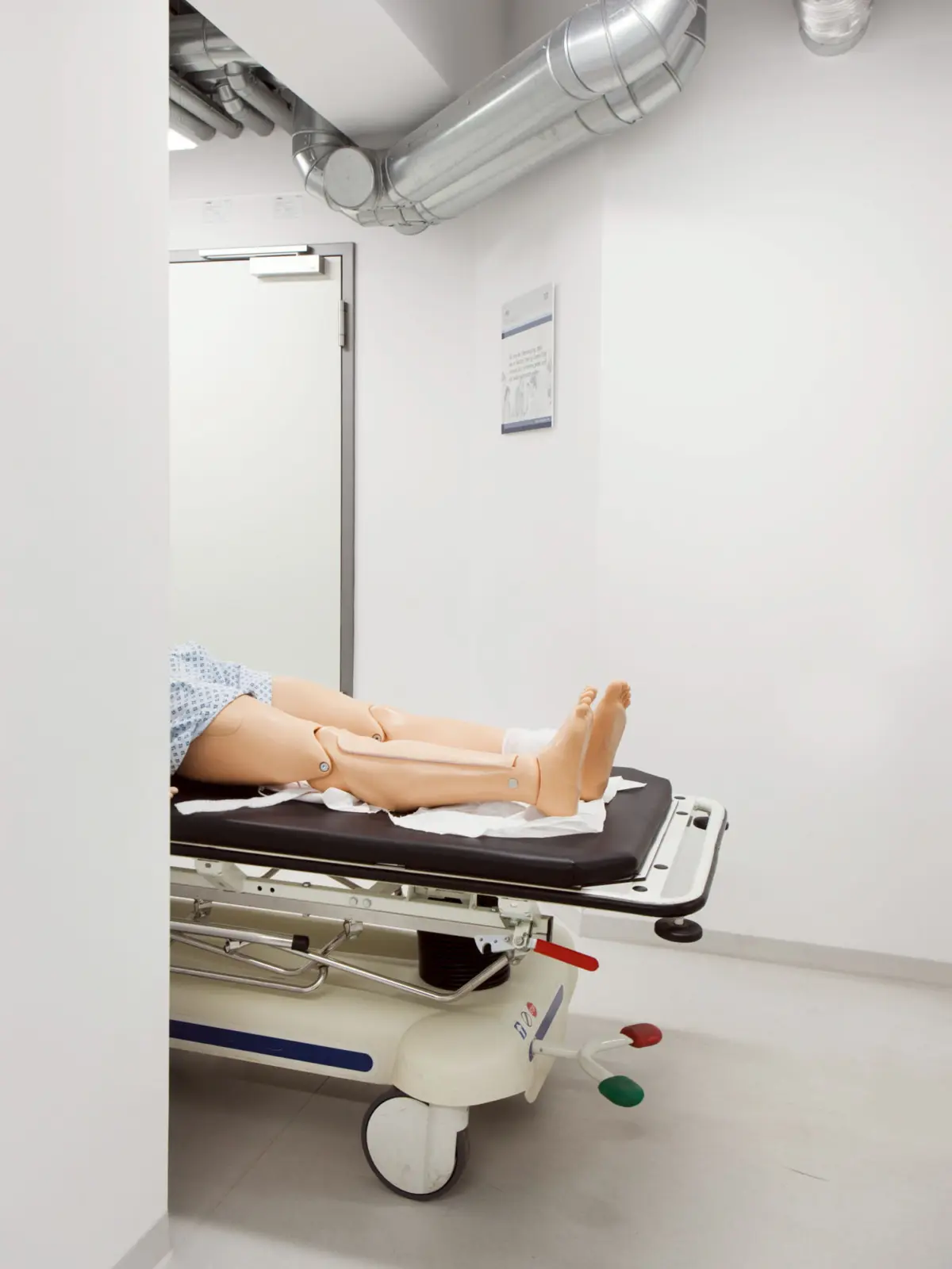 Legs of the simulation–manikin HAL S1000, used for courses in anaesthesiology, by Mefina Medical GmbH & Co. KG. Medical Training Center TUM, Munich, Germany.
